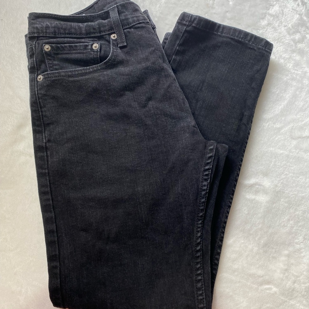Levi’s 502 Black Jeans